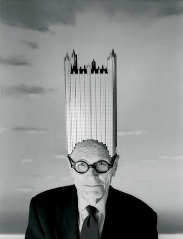 Архитектор Филипп Джонсон (Philip Johnson) - творец оригинального. <br>Фотограф: Josef Astor, 1996 для Vanity Fair, июль 1996.