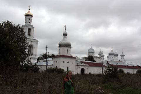 Новгород. Юрьев монастырь (монастырь Святого Великомученика, Победоносца и Чудотворца Георгия). Новгород. Юрьев монастырь (монастырь Святого Великомученика, Победоносца и Чудотворца Георгия).
