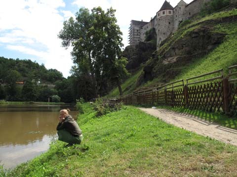 Локет. Крепость-замок - охотничья резиденция королей Люксембургской династии.