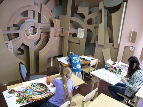 В живописи мыслят цветом. Гёте называл цвет «действием и страданием света». В живописи мыслят цветом. Гёте называл цвет «действием и страданием света».